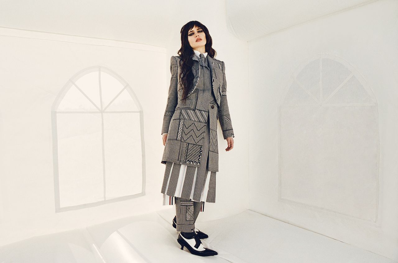 Sophie Thatcher Metalmagazine 6.jpg