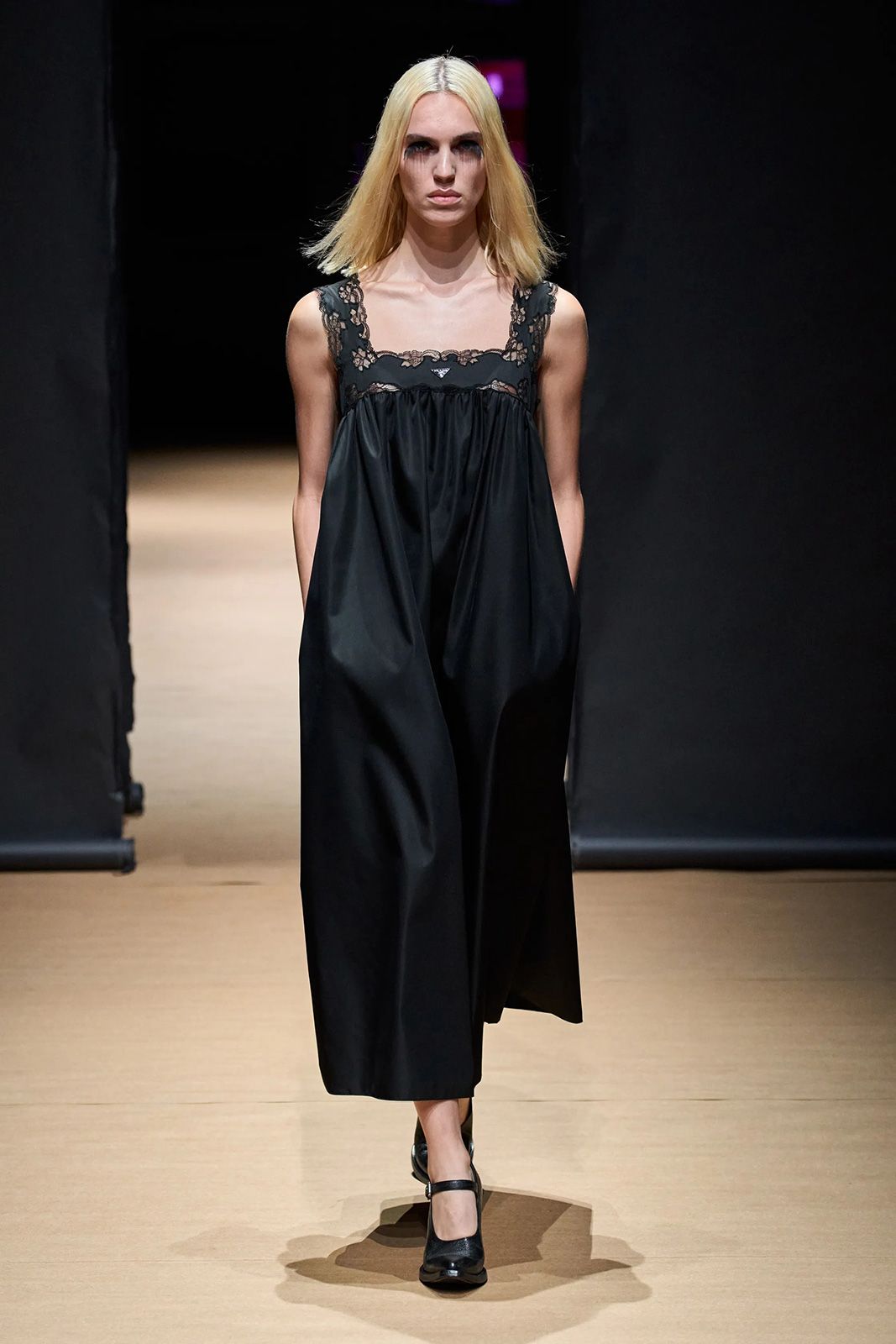 Prada Spring 2023 Metalmagazine 31.jpg