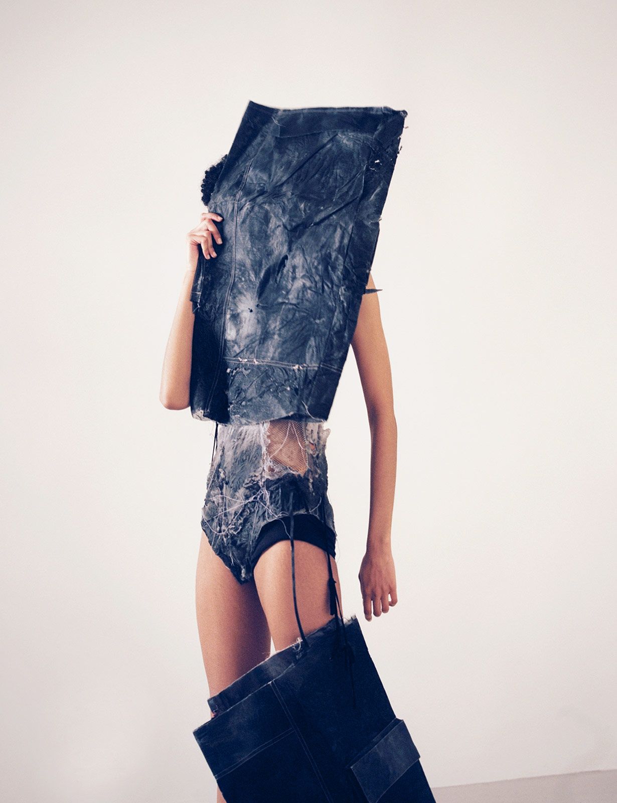 Simone Steenberg Metalmagazine 14.jpg