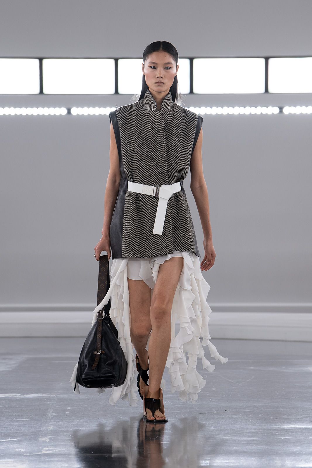 Louis_Vuitton_Women_s_Pre-Fall_2024_36.jpg