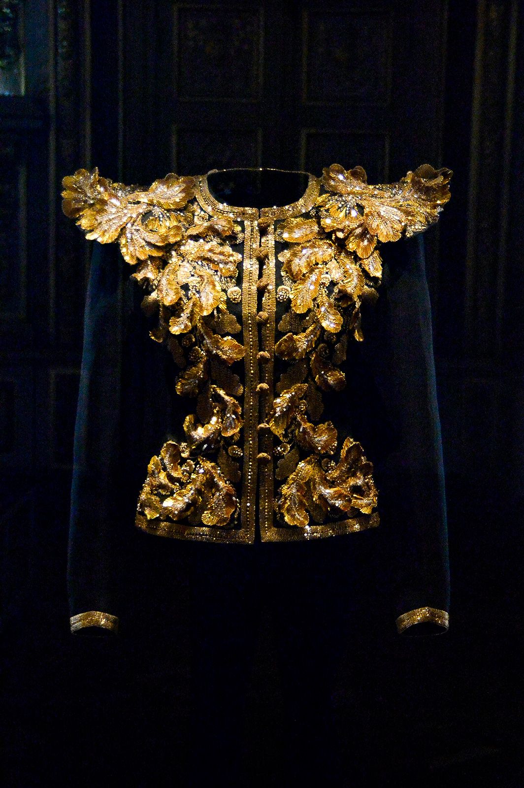 Metal Ysl Louvre1.jpg