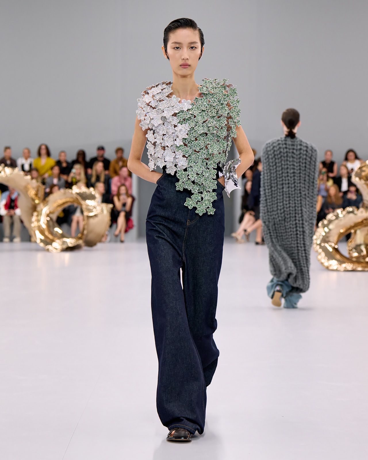 Loewe S S24 7.jpg