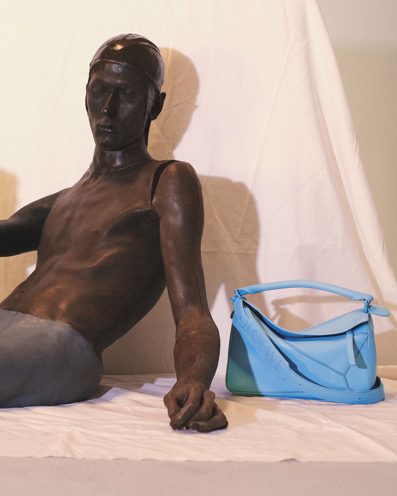 Loewe S S23 6.jpg