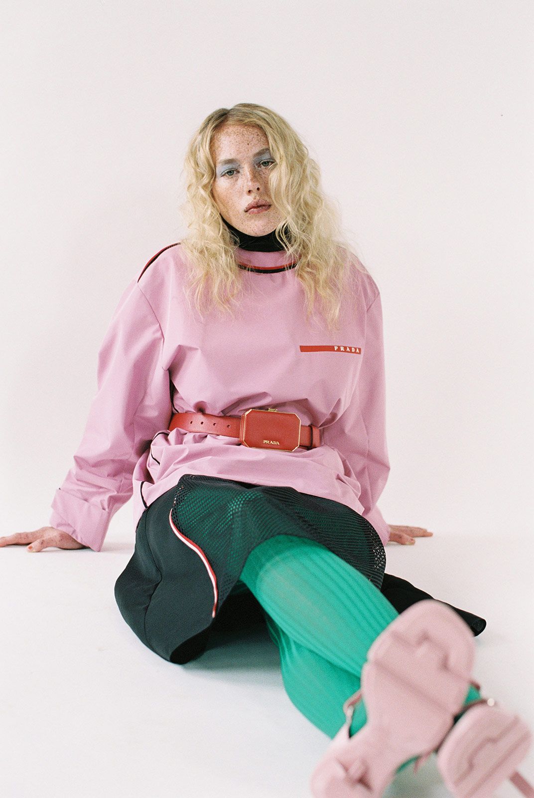 Xanthe Hutchinson Metalmagazine6.jpg