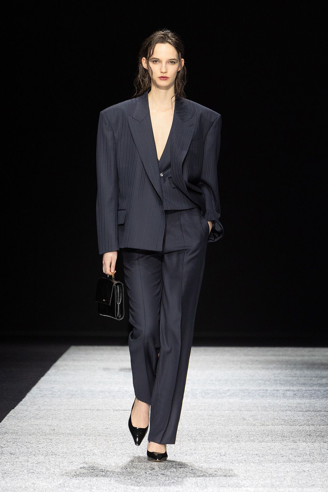 EMPORIO-ARMANI-MENSWEAR-FW2425-7.jpg