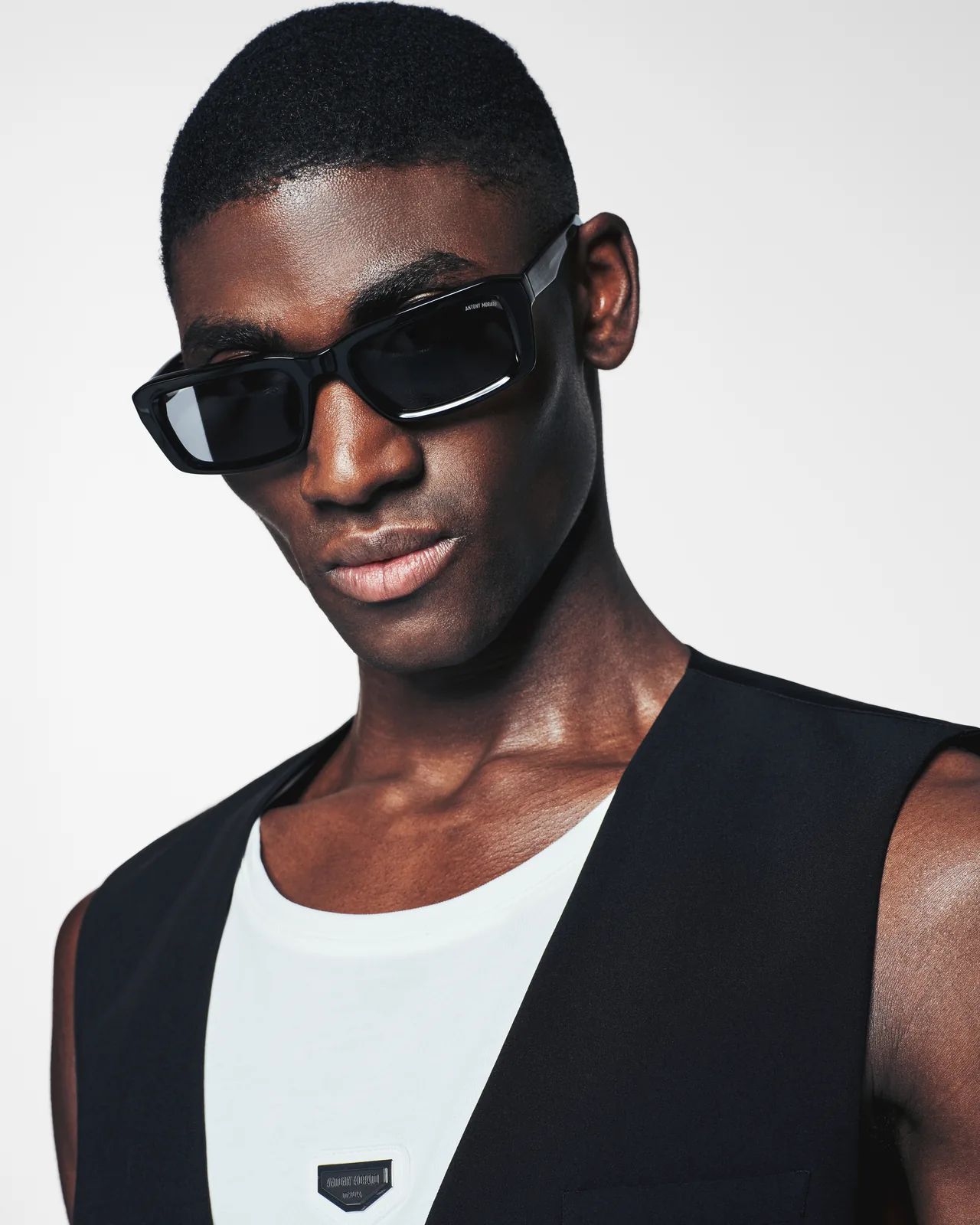 metal-antony-morato-edit-03.webp