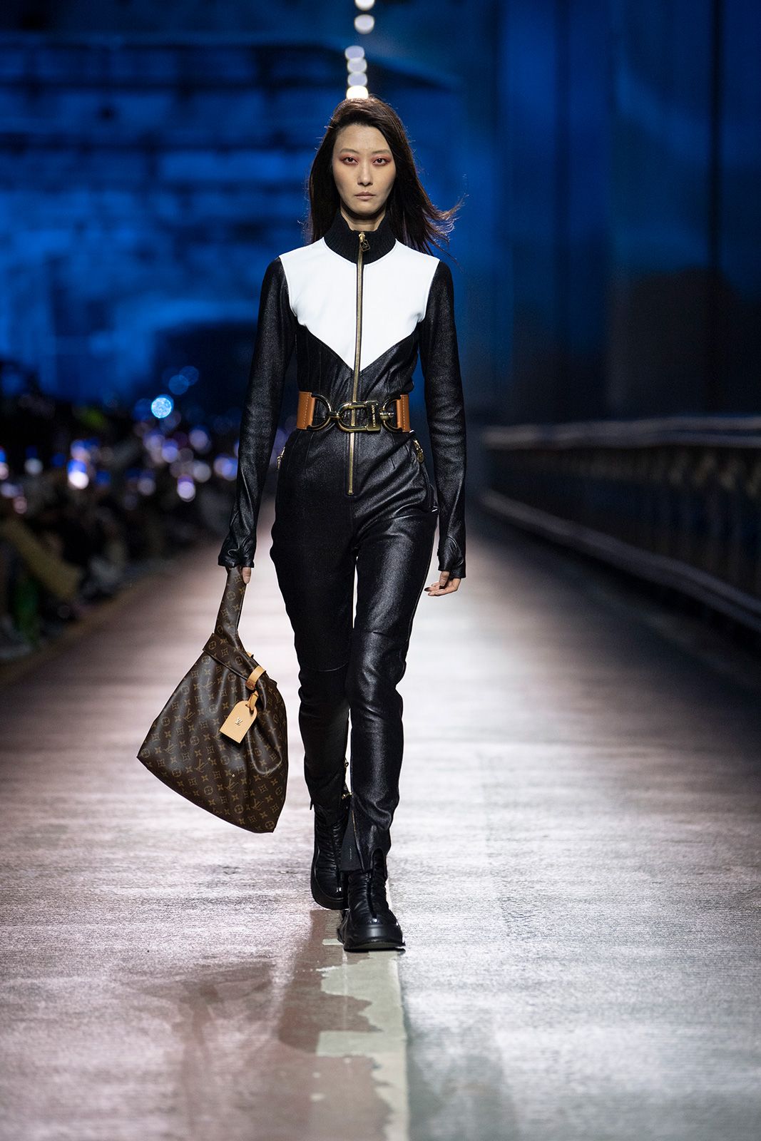 Louis Vuitton Prefal L23 8.jpg