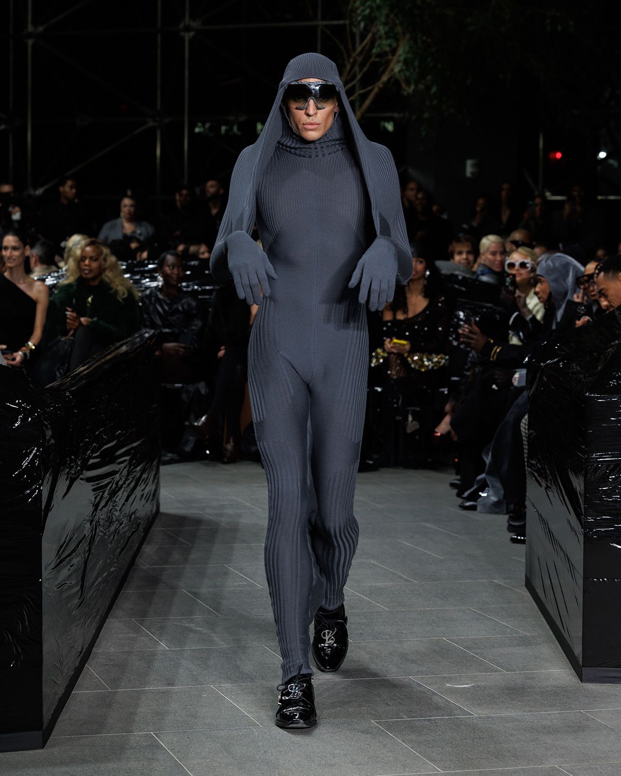 LUAR_AW25_IK_LOOK_007.jpg