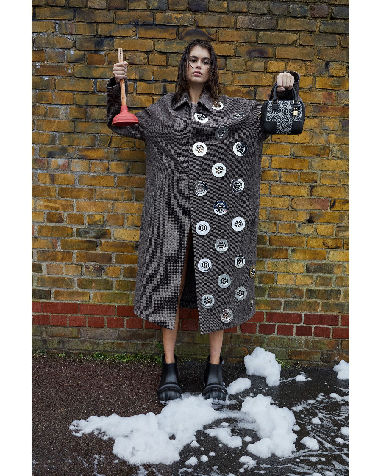 Loewe Pre Fall 2022 11.jpg