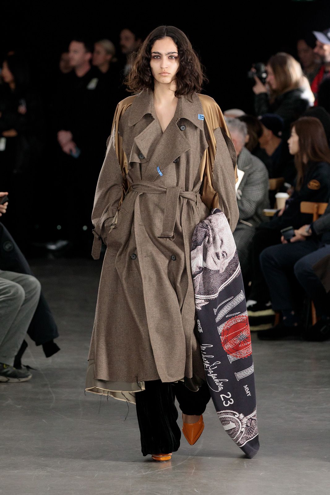 Maison Mihara Yasuhiro F W 2023 16.jpg