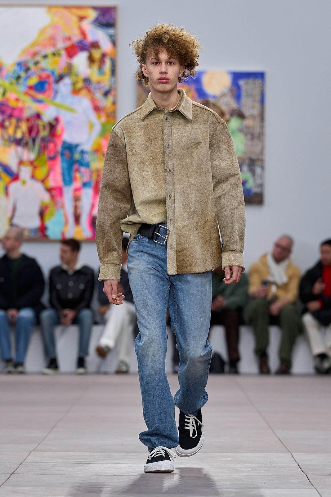 LOEWE_FW24_MW_SHOW_42.jpg