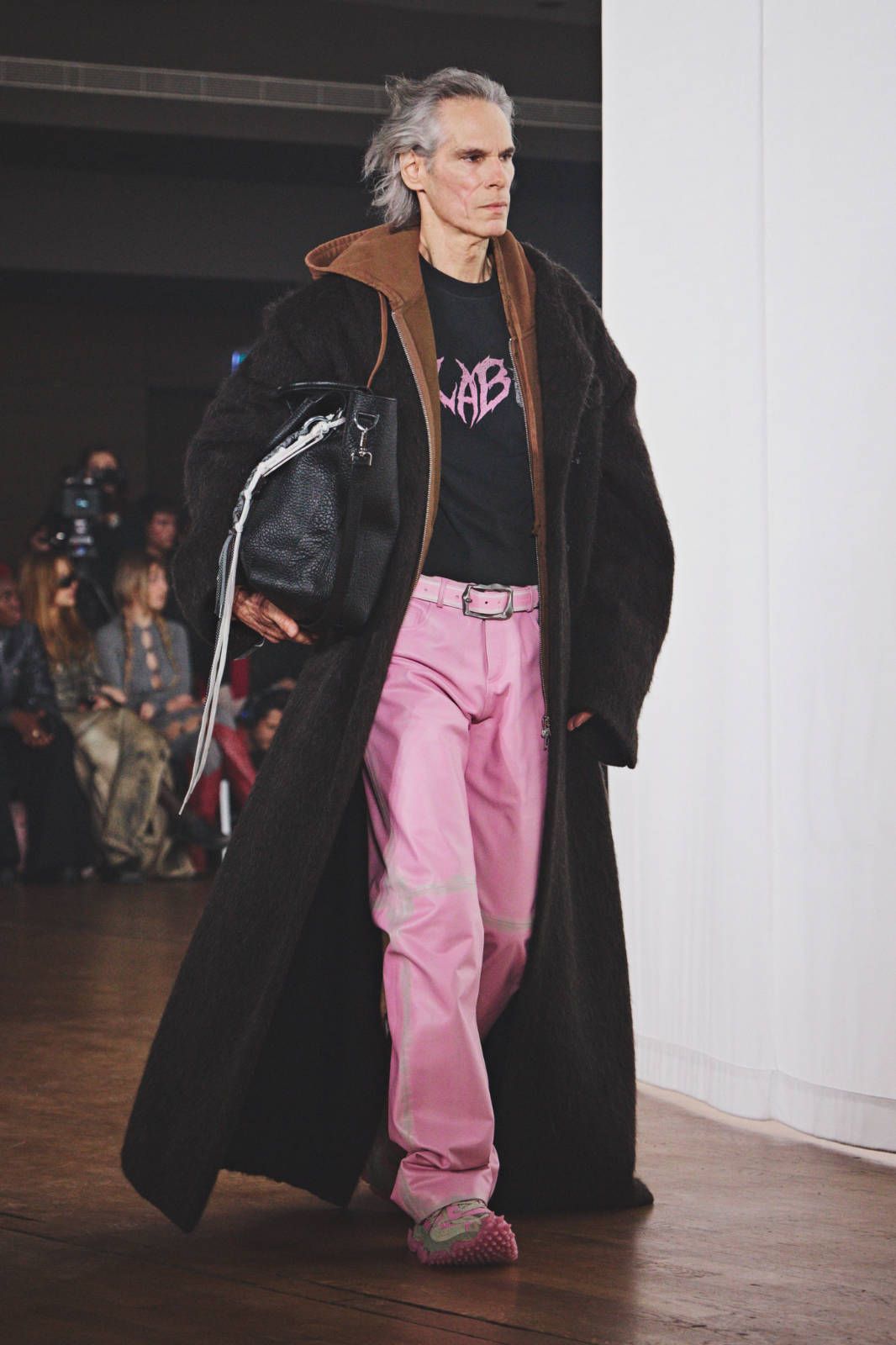 Camperlab_fw26_runway_press_look_12.jpg