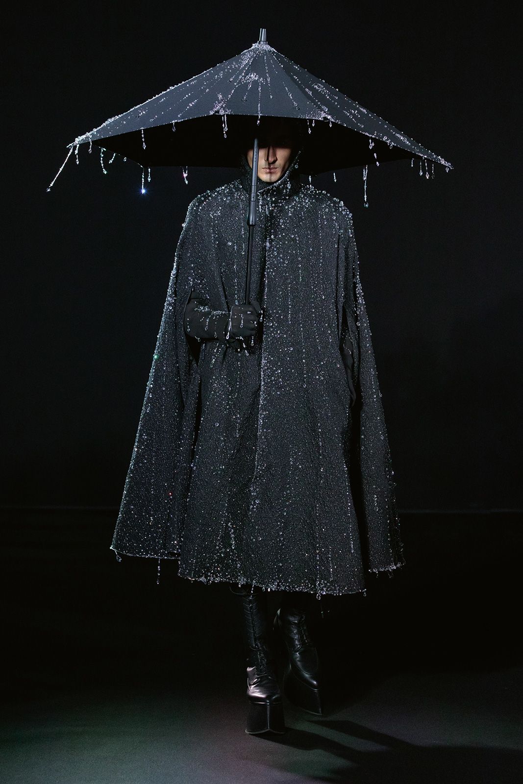 Robert Wun Ss23 20.jpg