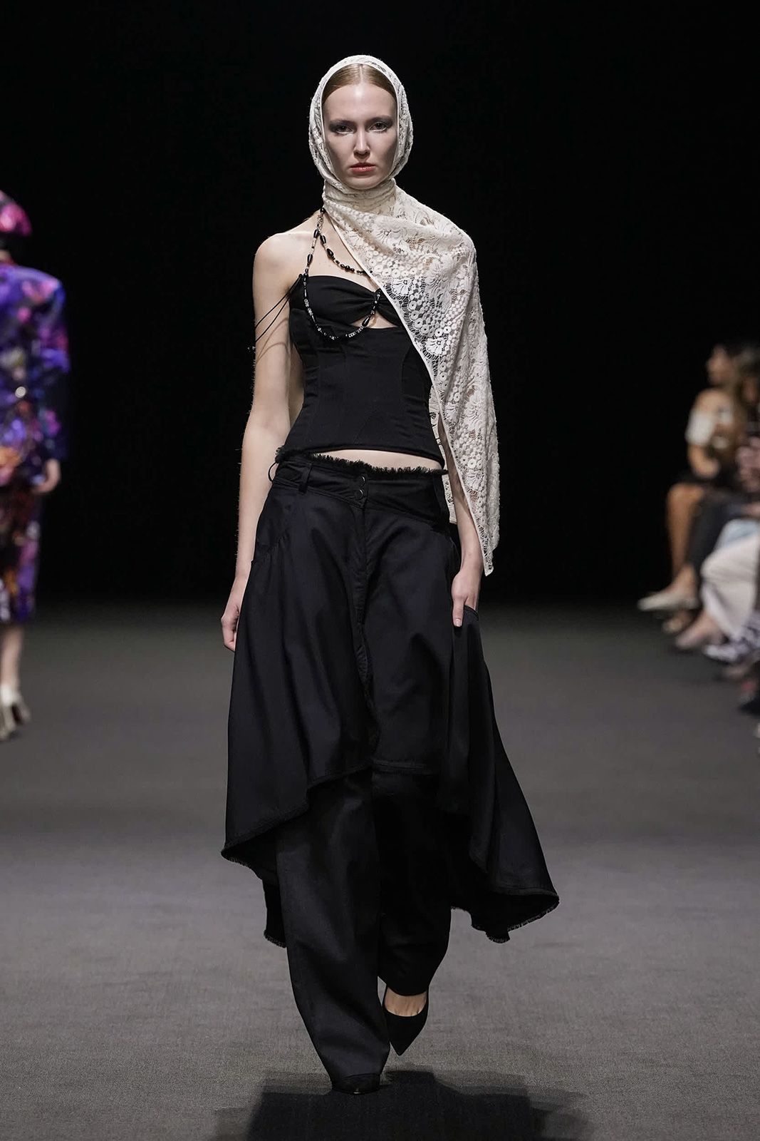 WEINSANTO_DUBAI-FASHION-WEEK_AW25-26_016.jpg