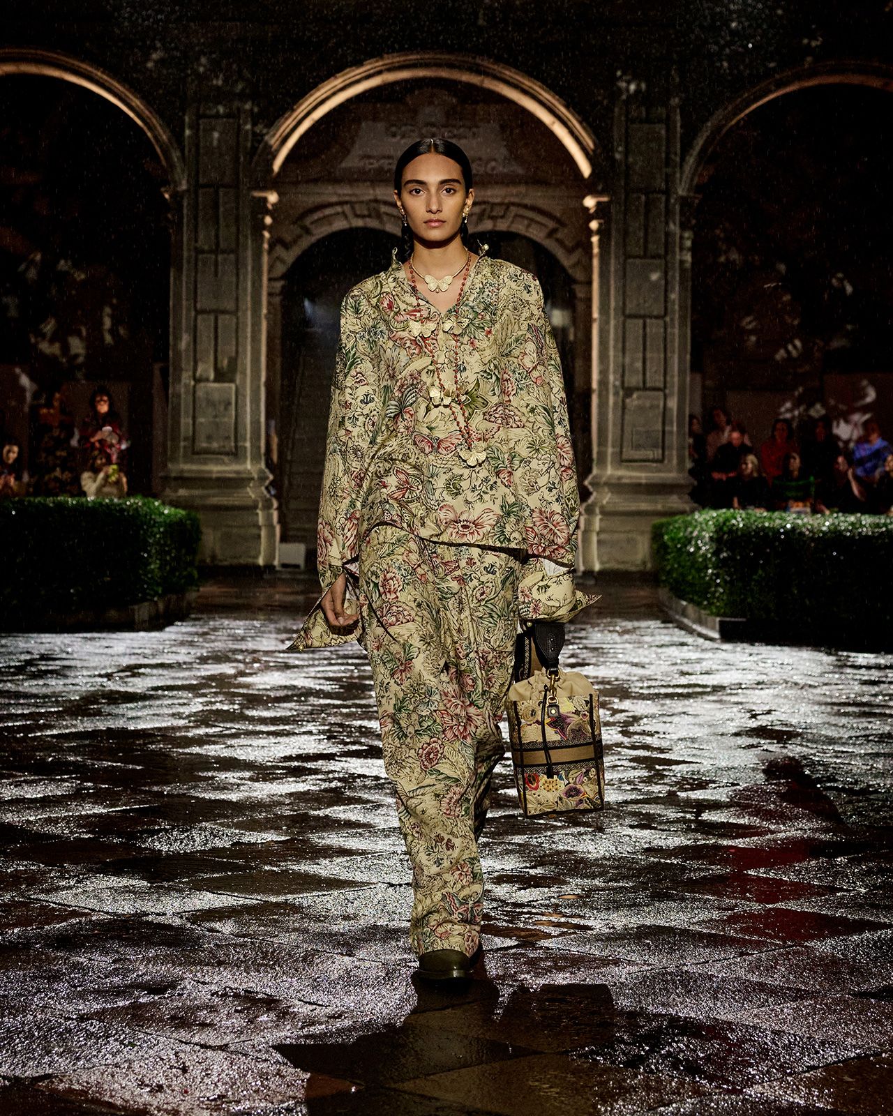 Dior Cruise 2024 50.jpg