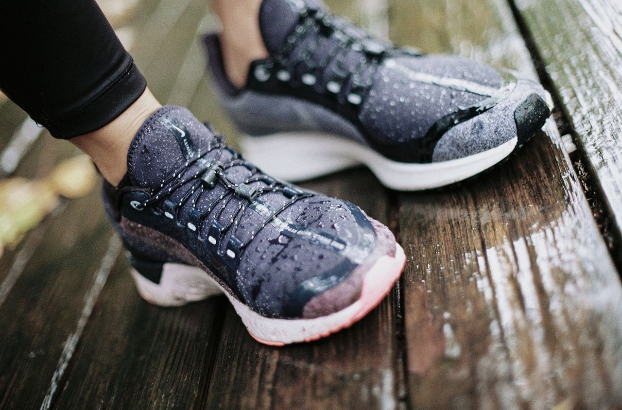 08 Awewave Metal X Nike.jpg