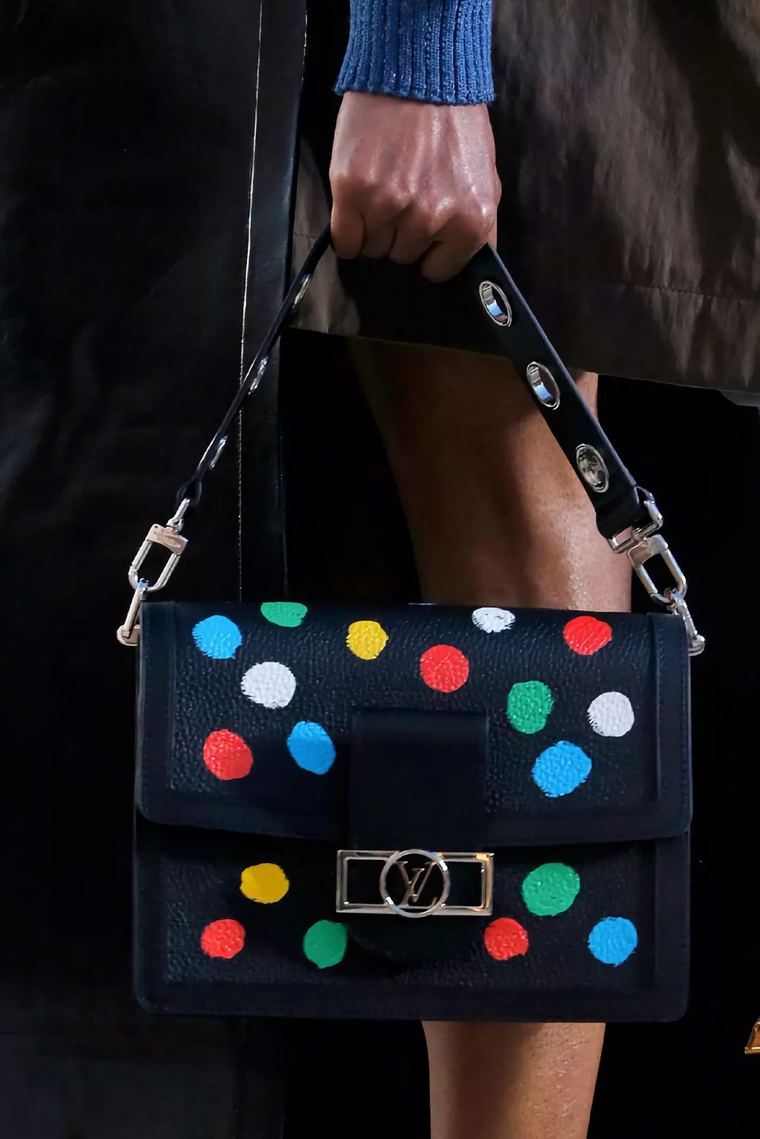 Metal Yayoi Kusama Louis Vuitton 8.jpg