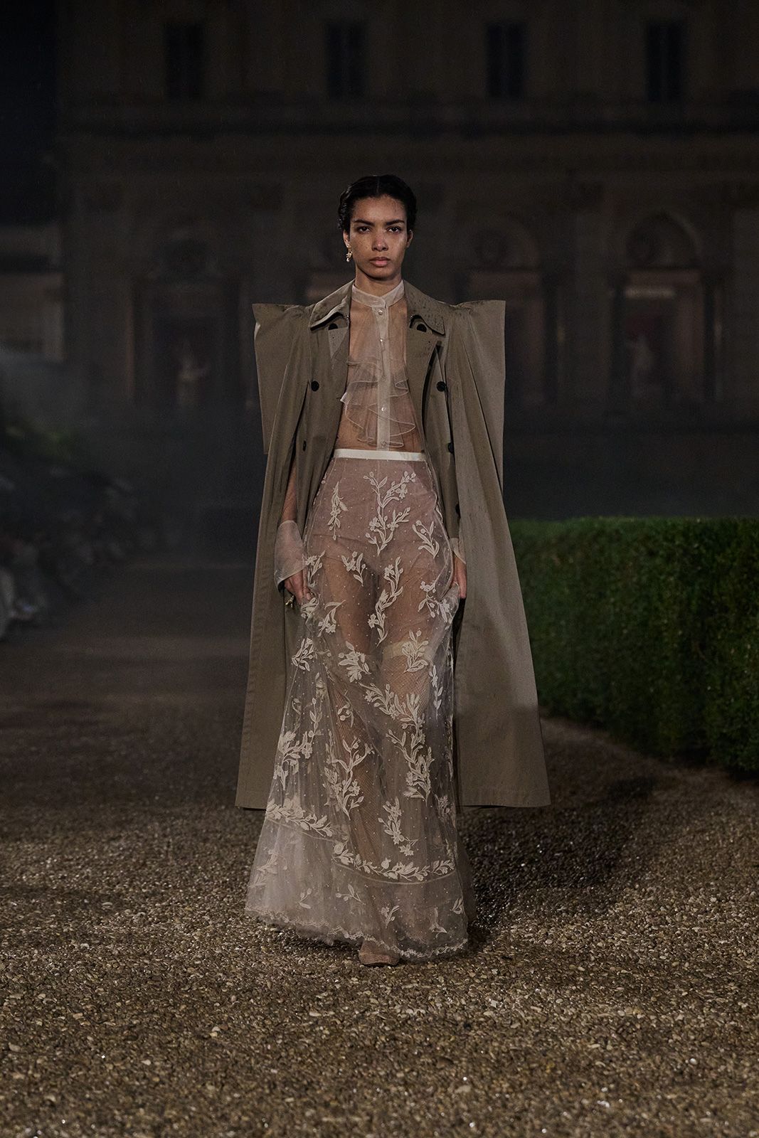 DIOR-CRUISE-26_4.jpg
