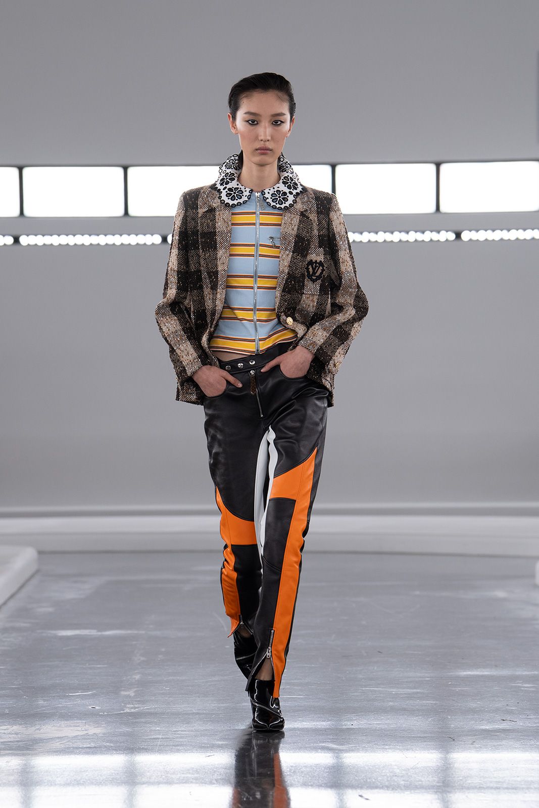 Louis_Vuitton_Women_s_Pre-Fall_2024_20.jpg