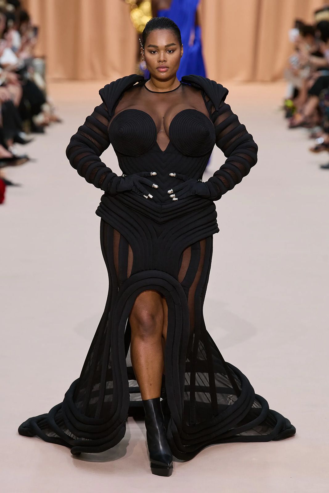 00045 Jean Paul Gaultier Fall 2022 Couture Credit Gorunway.jpg
