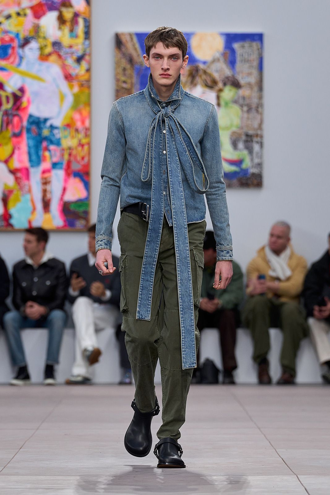 LOEWE_FW24_MW_SHOW_17.jpg