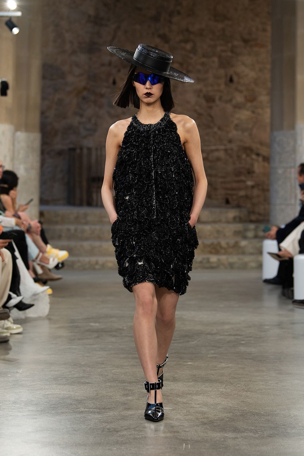 Louis-Vuitton_CR25_9.jpg