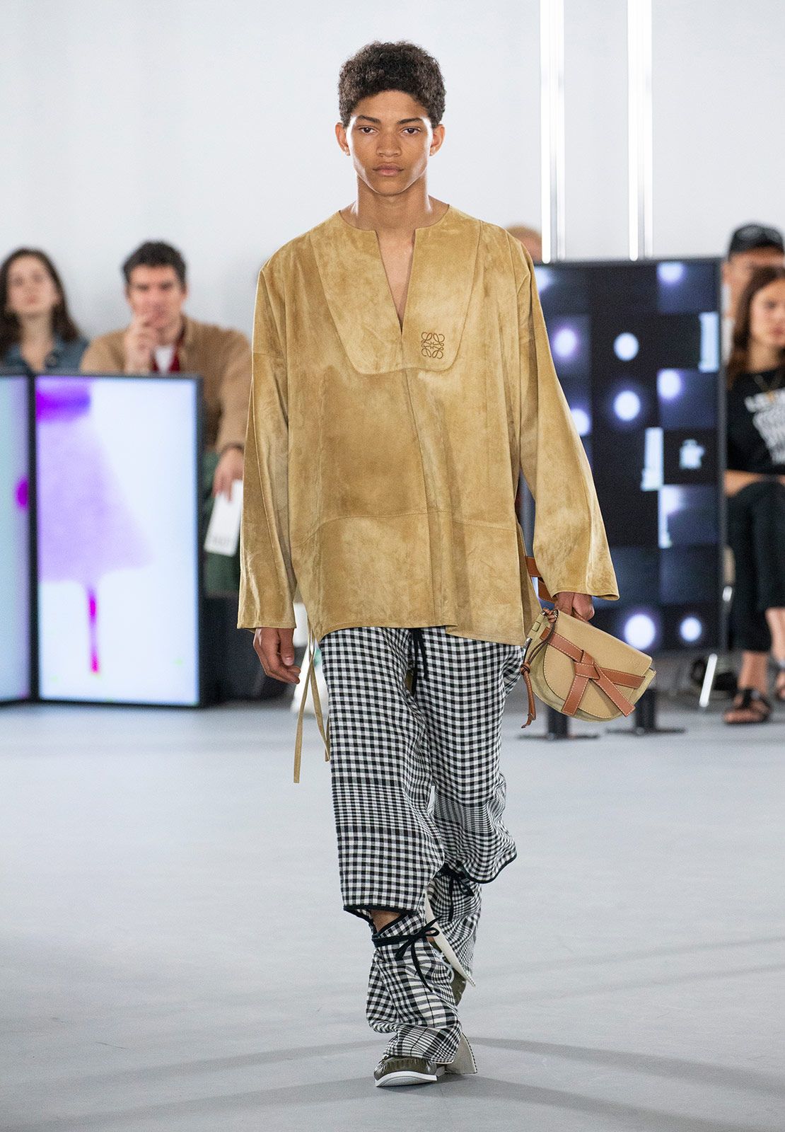 Loewe Men Ss 2020 Metalmagazine 34.jpg