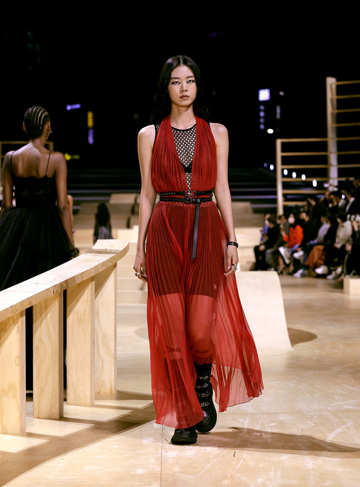 Dior Fall 2022 Show Metalmagazine 52.jpg