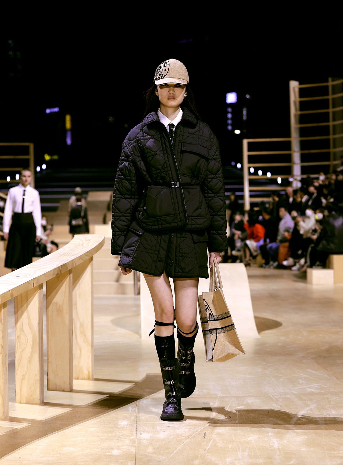 Dior Fall 2022 Show Metalmagazine 17.jpg