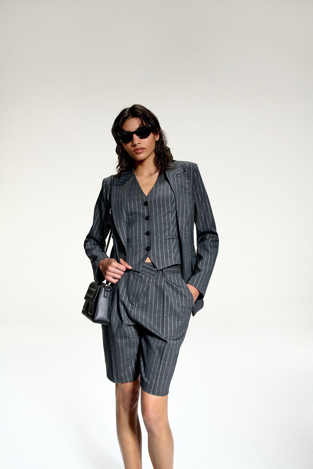 Karl_Lagerfeld_Resort_2025_-12.jpg