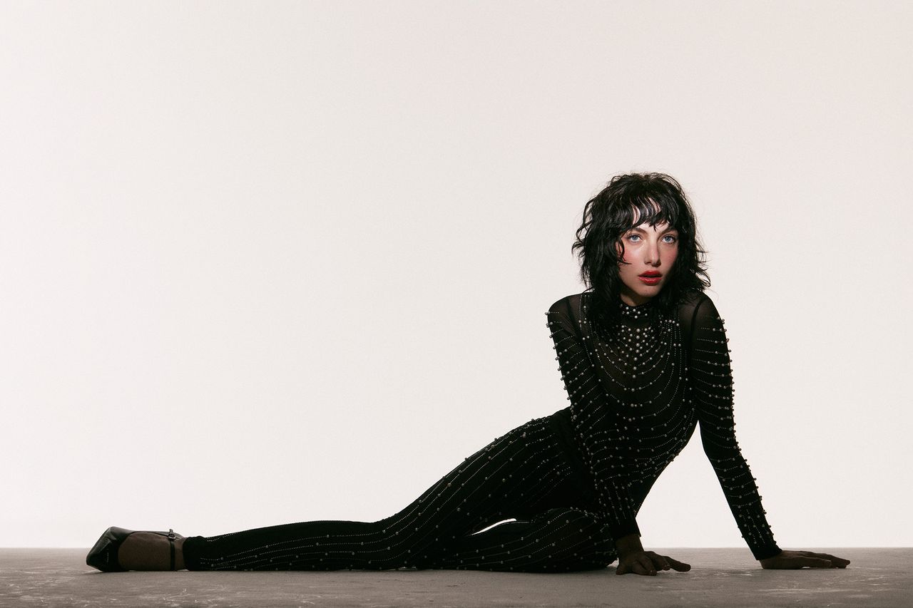 Devon Ross Metalmagazine 47 8.jpg