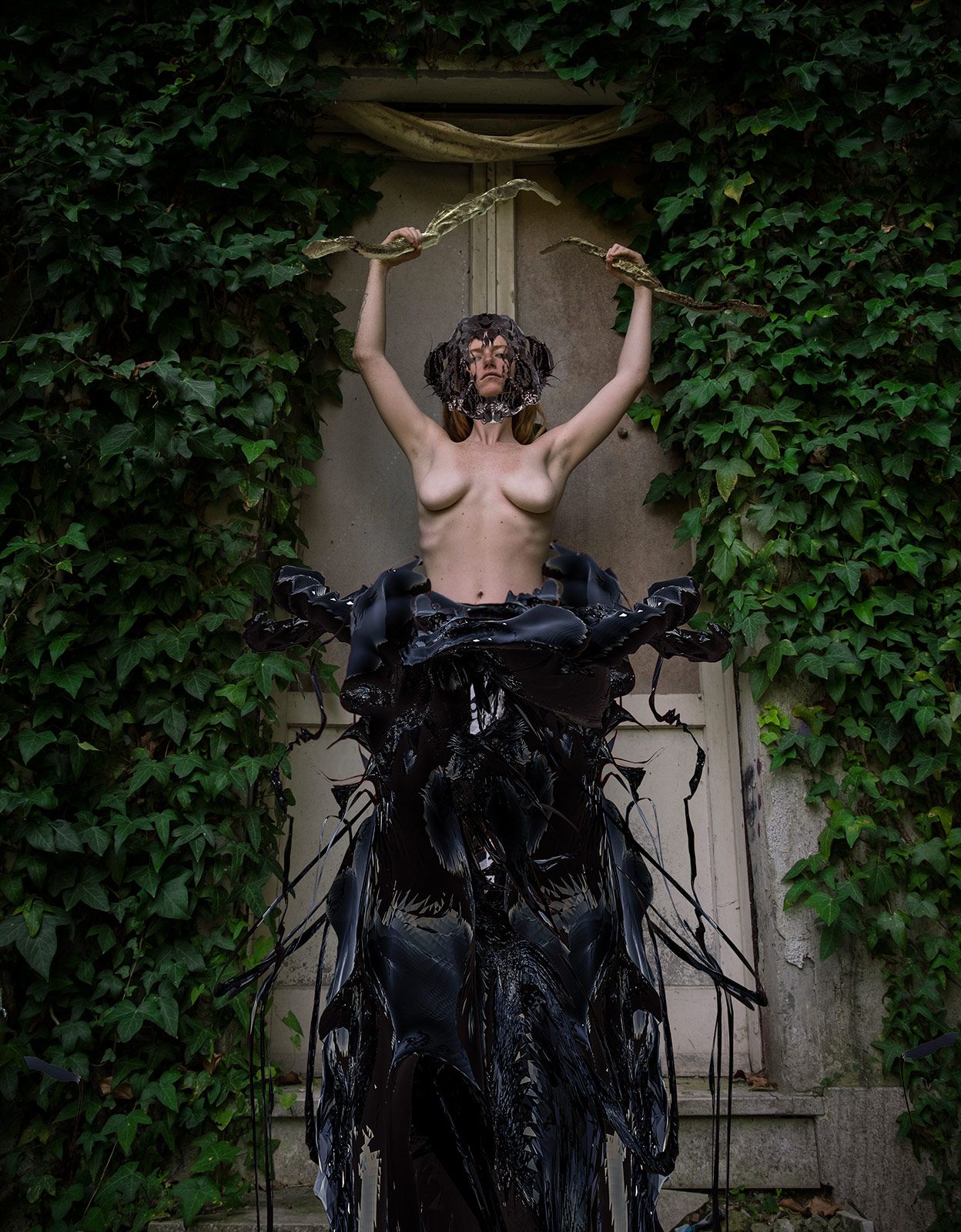 Johanna Invrea Metalmagazine 25.jpg