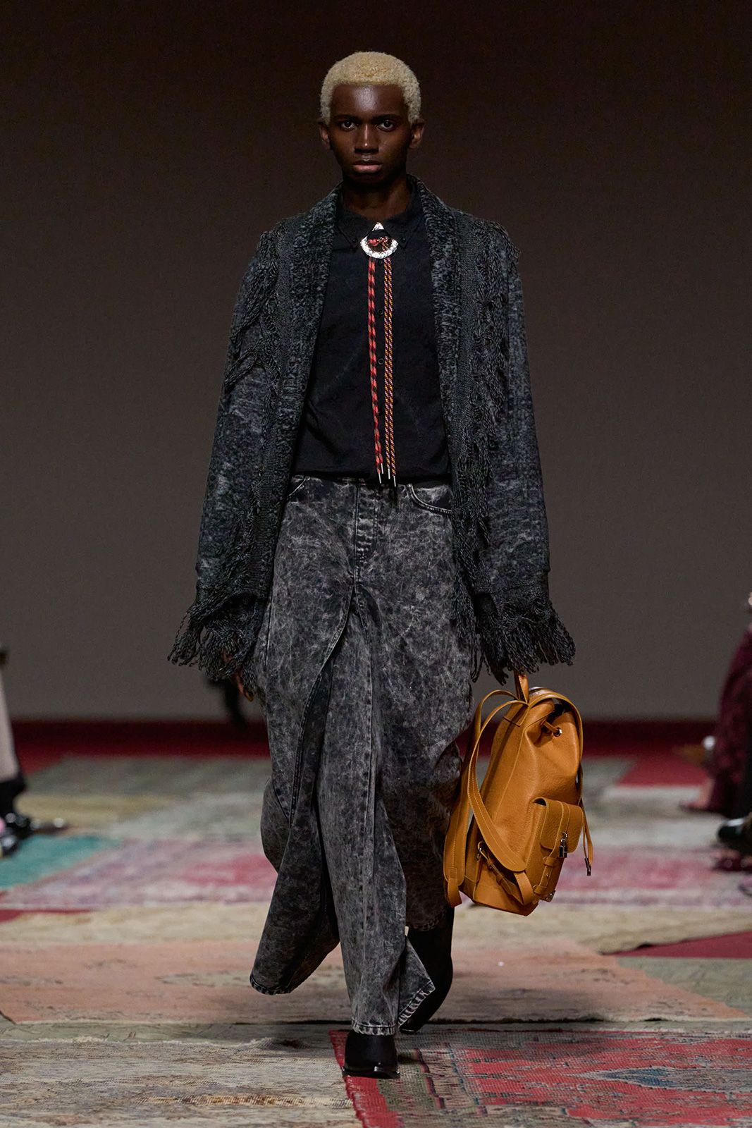 LES-BENJAMINS_DUBAI-FASHION-WEEK_AW25-26_046.jpg