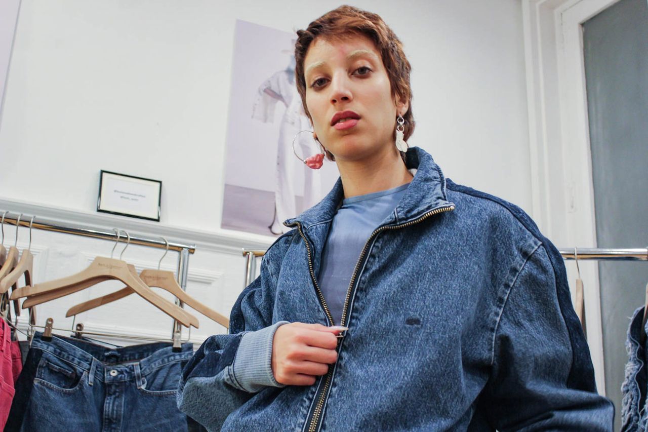 Levis8125.jpg