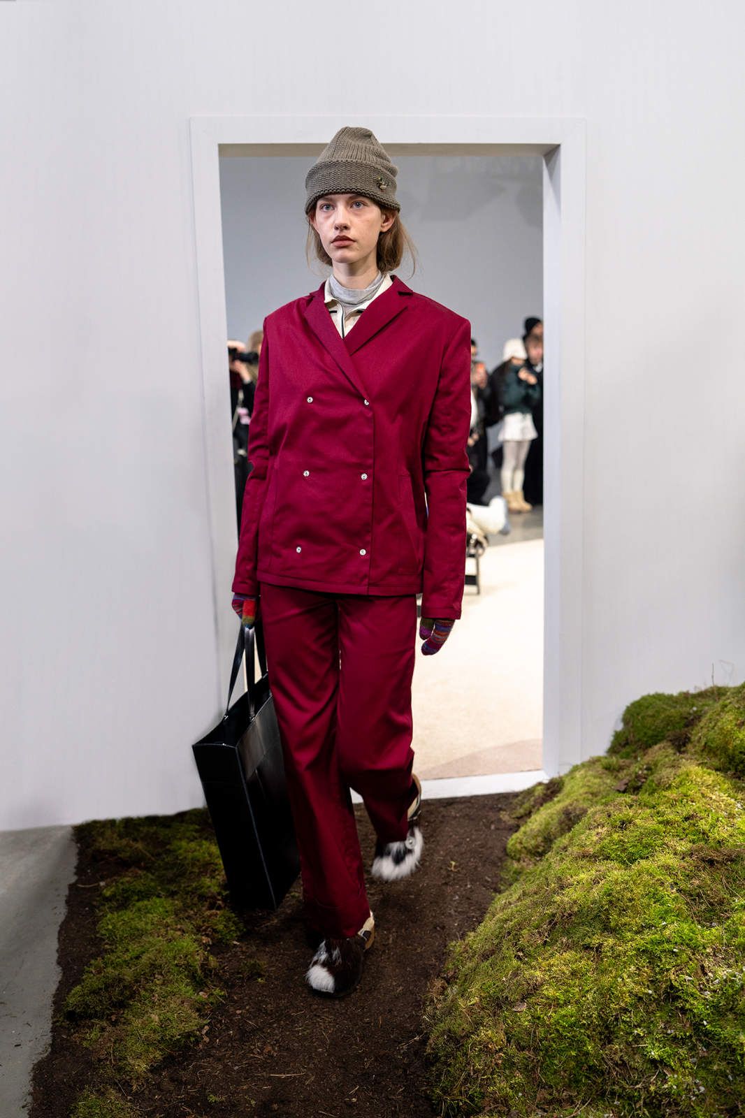 OBS_AW26_by_DominikEhrengruber_for_BFW_Runway-15.jpg