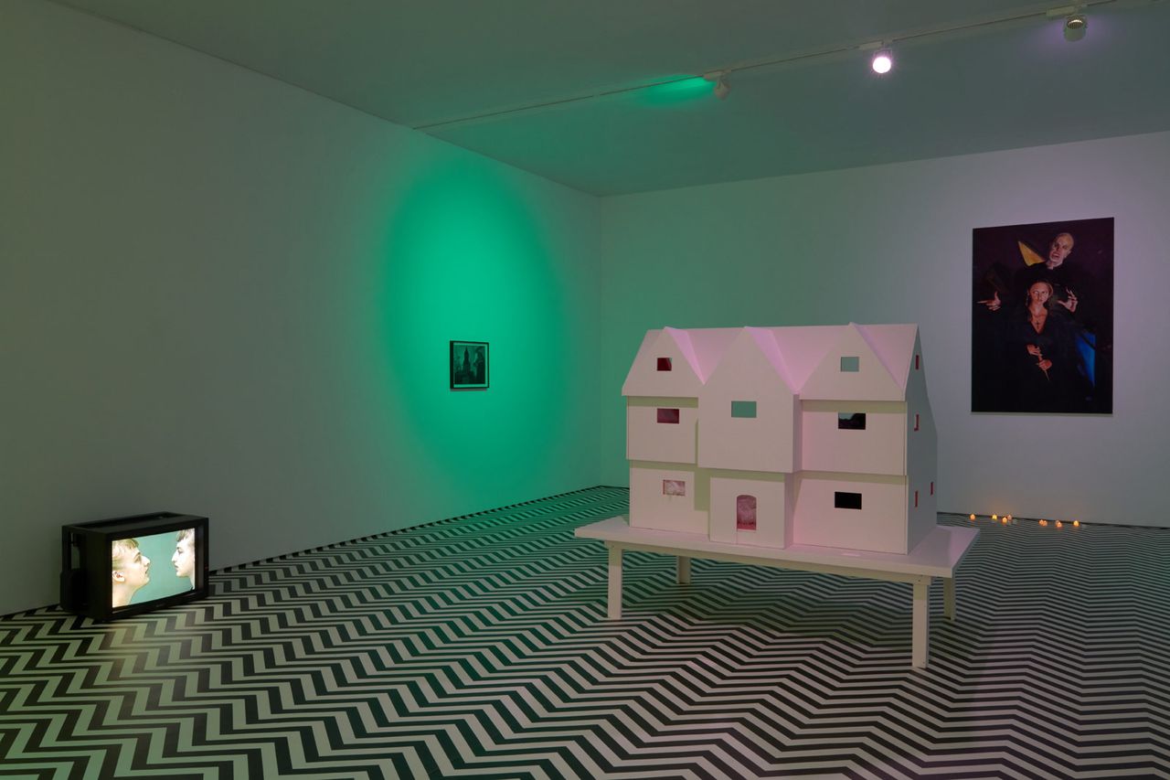 Install View  Mhiahh  Kingly St  Sadie Coles Hq 2 Canonical.jpg