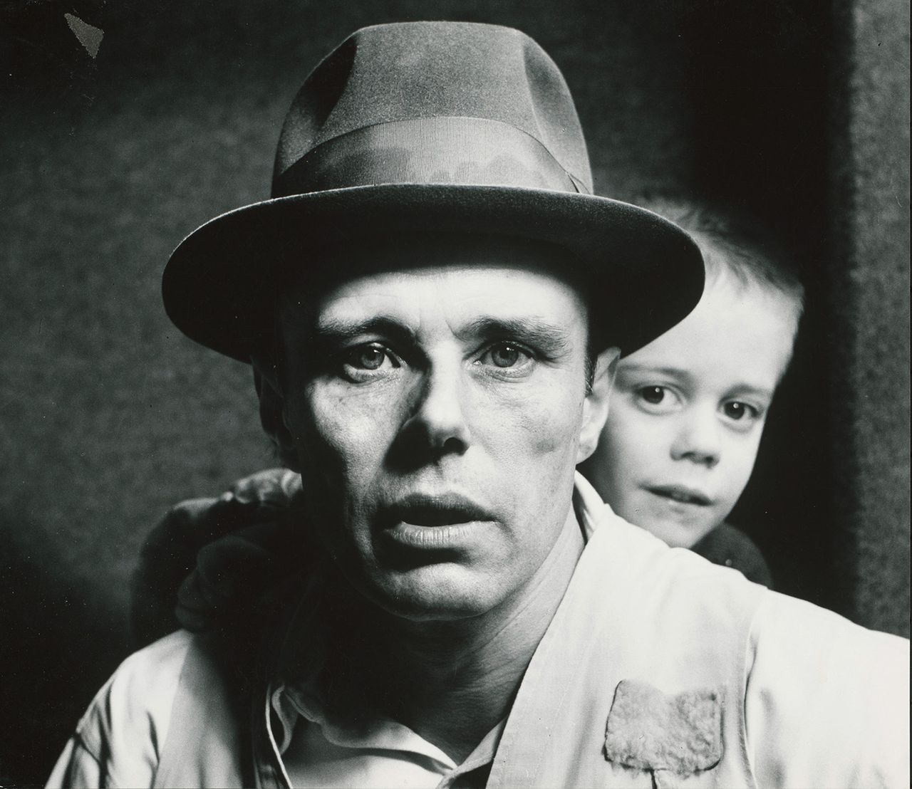 07 Mf Kuenstler Komplex Strelow Beuys.jpg