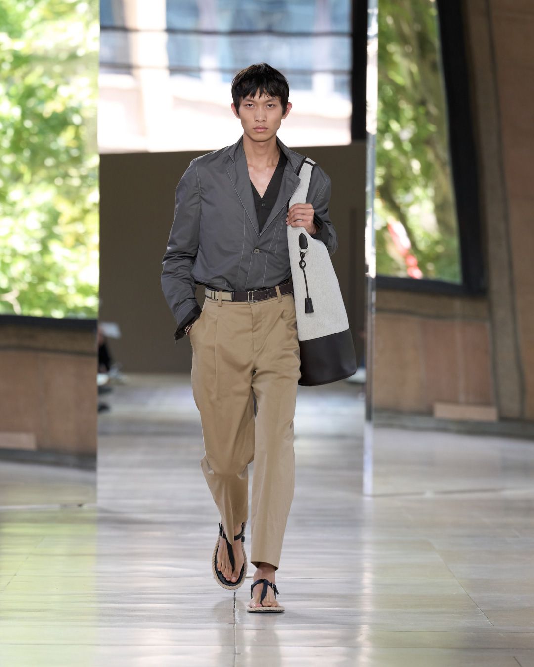 HERMES_MRTW_SHOW_SS26_RUNWAY_9.jpg