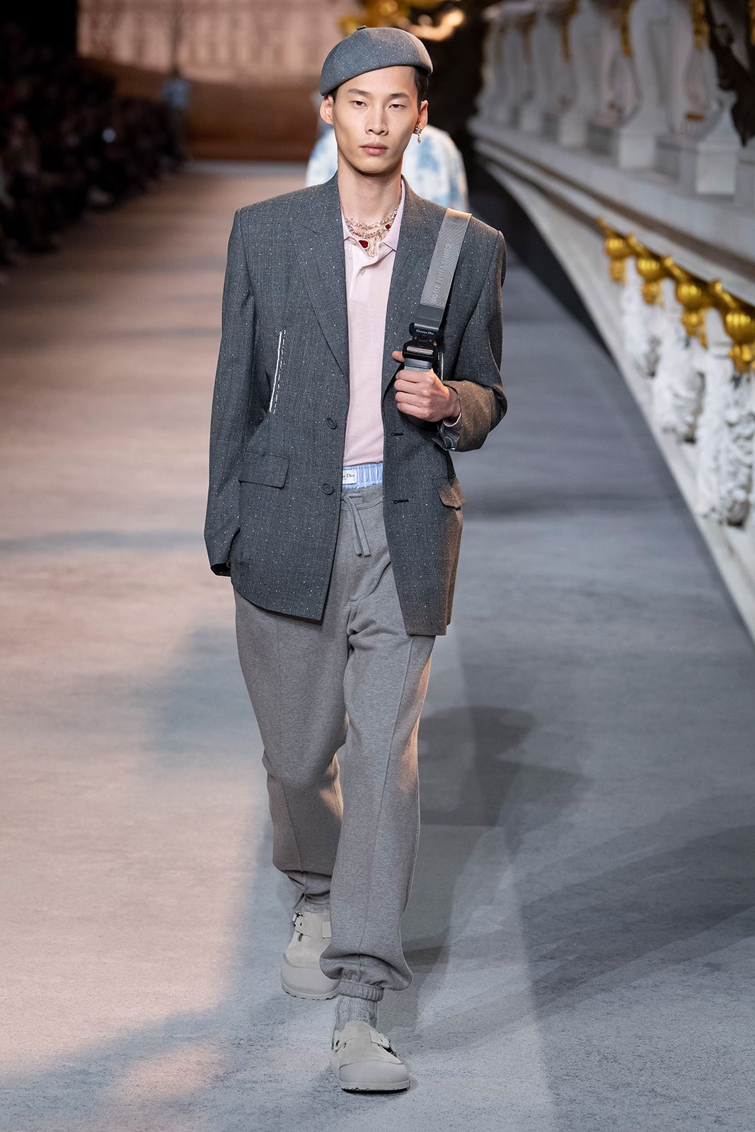 Dior Men W22 23 43.jpg