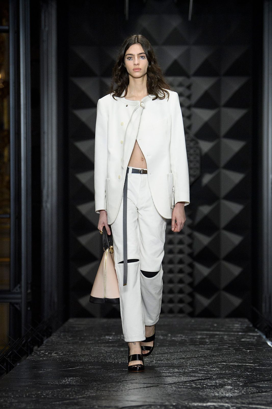 Louis Vuitton F W2324 Look 09.jpg