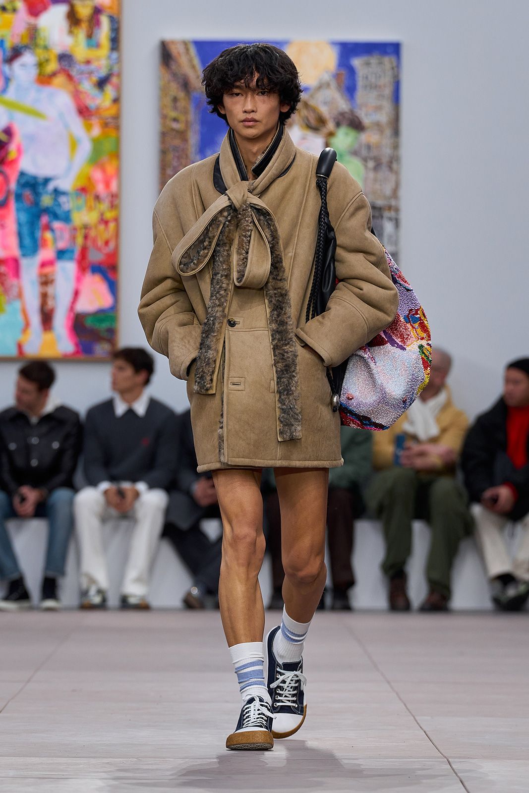 LOEWE_FW24_MW_SHOW_30.jpg