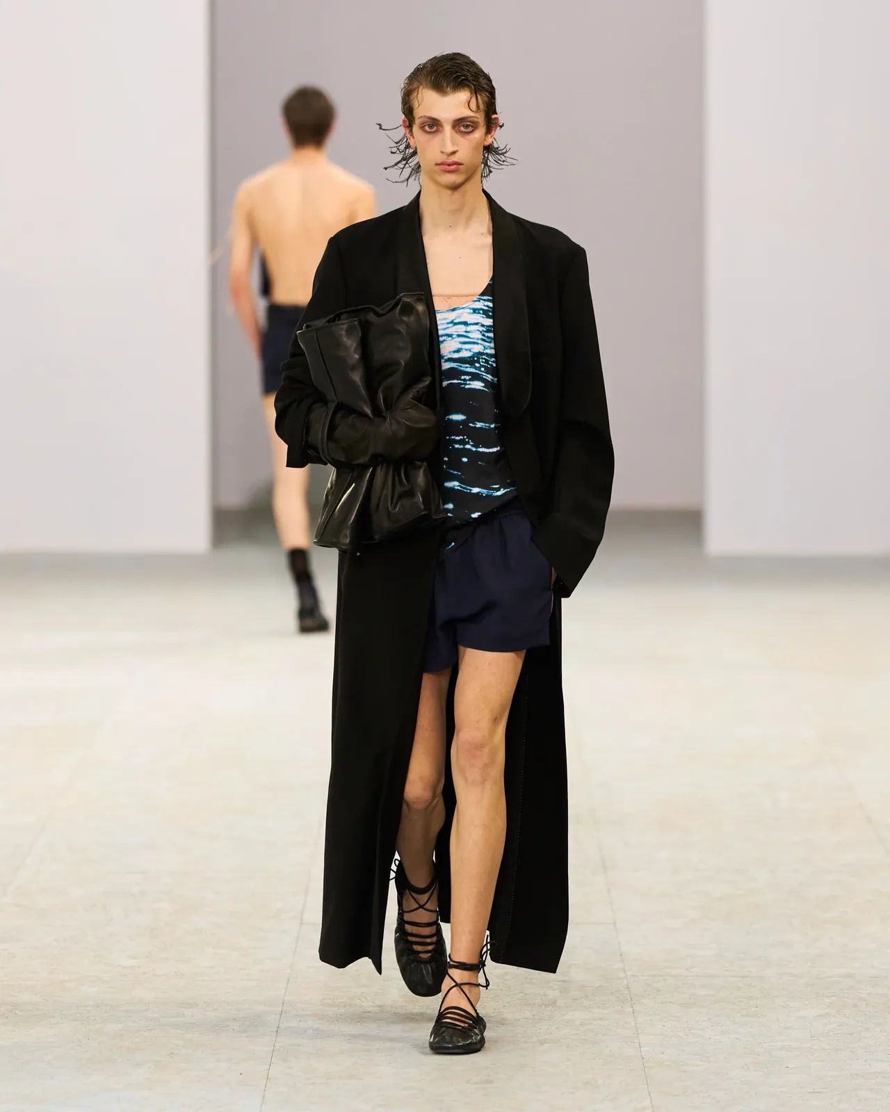metal-dries-van-noten-s-s-2027-menswear-38.webp