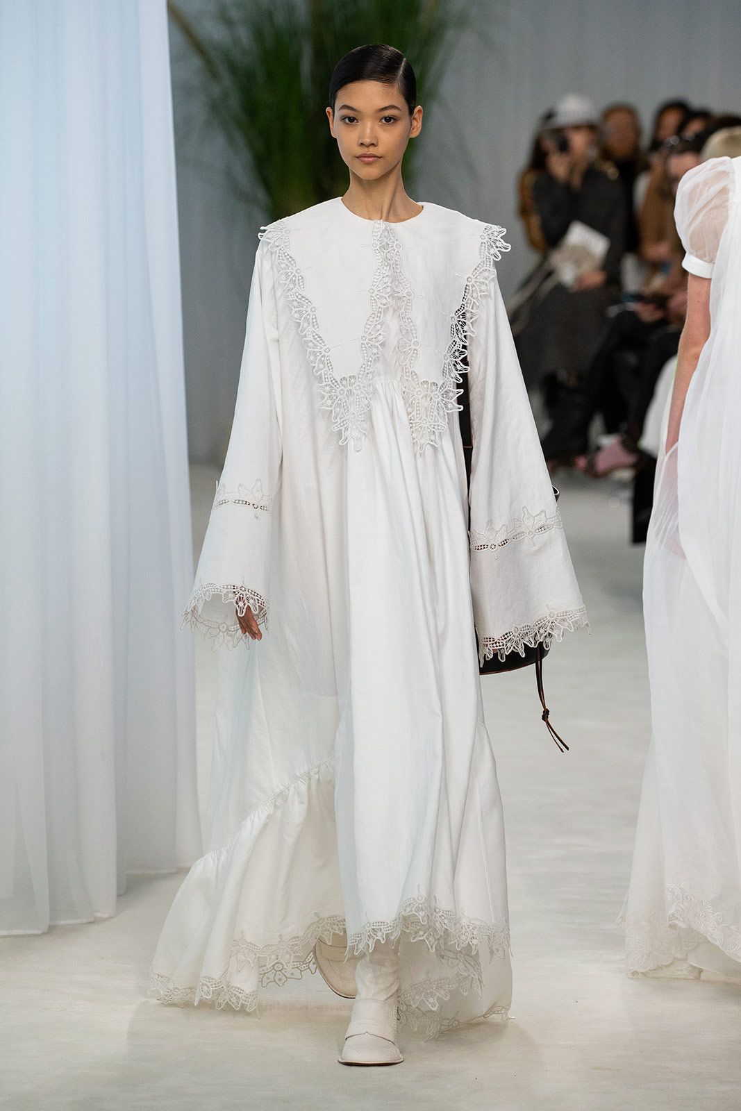 Loewe Women S S20 Look 37.jpg