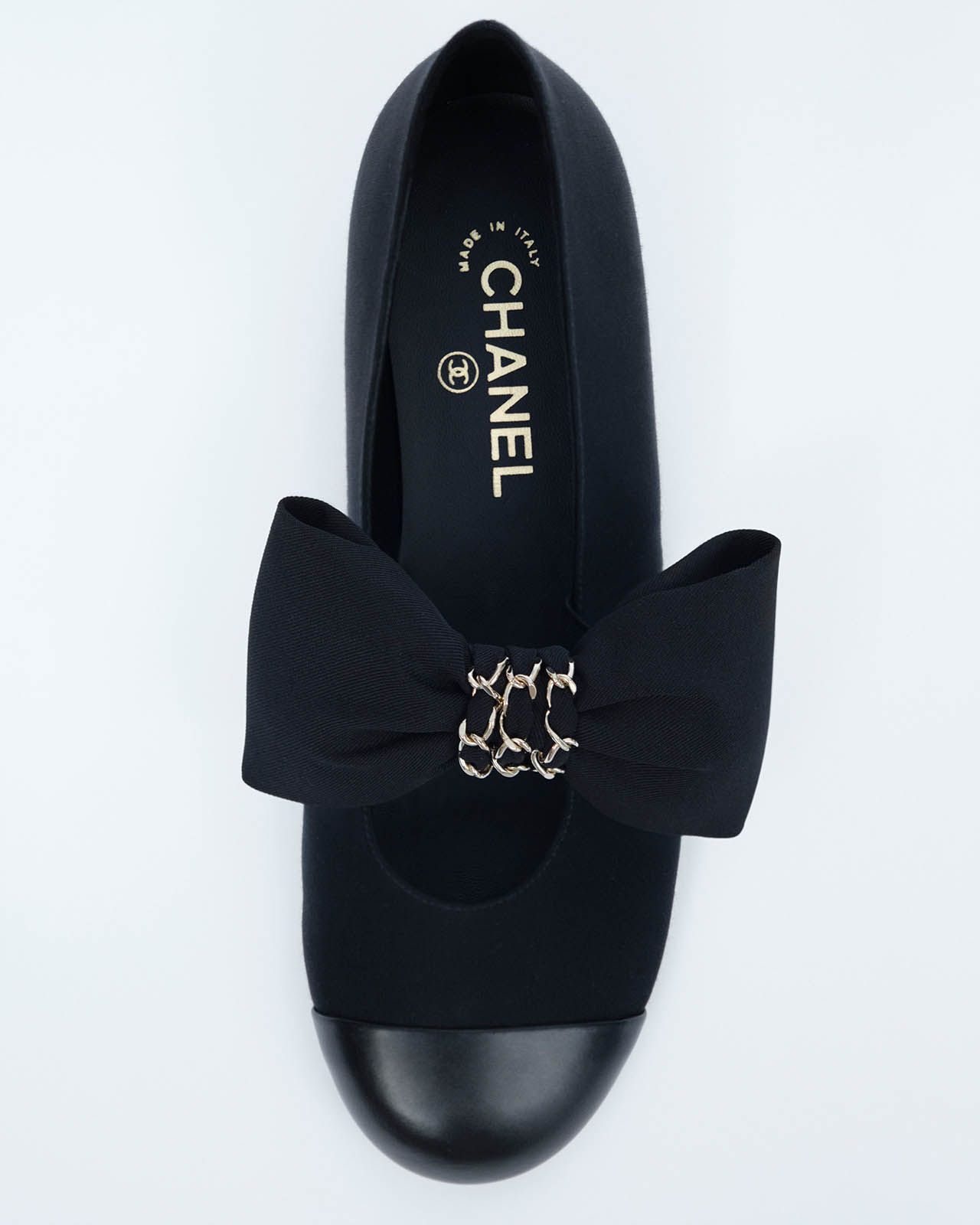 chanel_the-fw-2025-26-rtw-collection_copyright-chanel-10.jpg