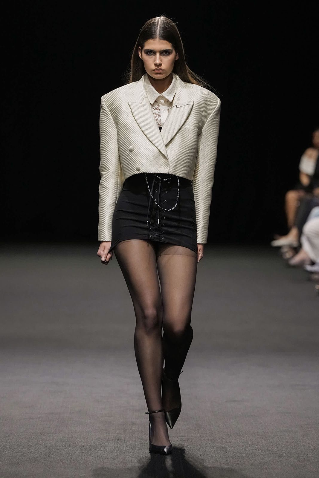 WEINSANTO_DUBAI-FASHION-WEEK_AW25-26_014.jpg