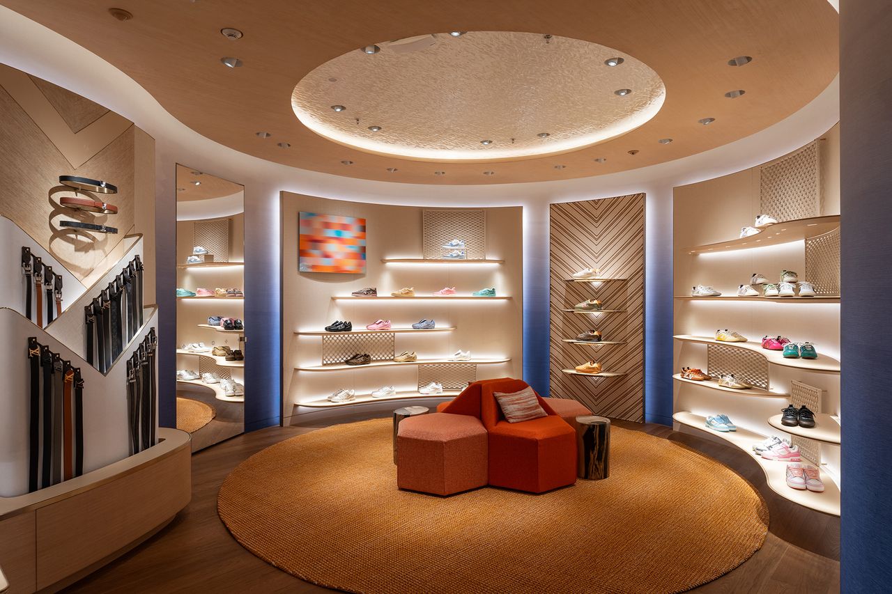 Louis-Vuitton-Introduces-The-Louis_6.jpg