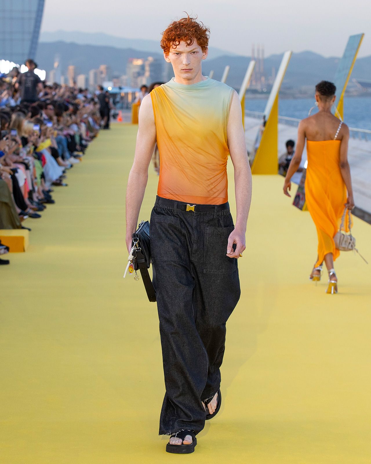 desigual-desfile-metal-6.jpg