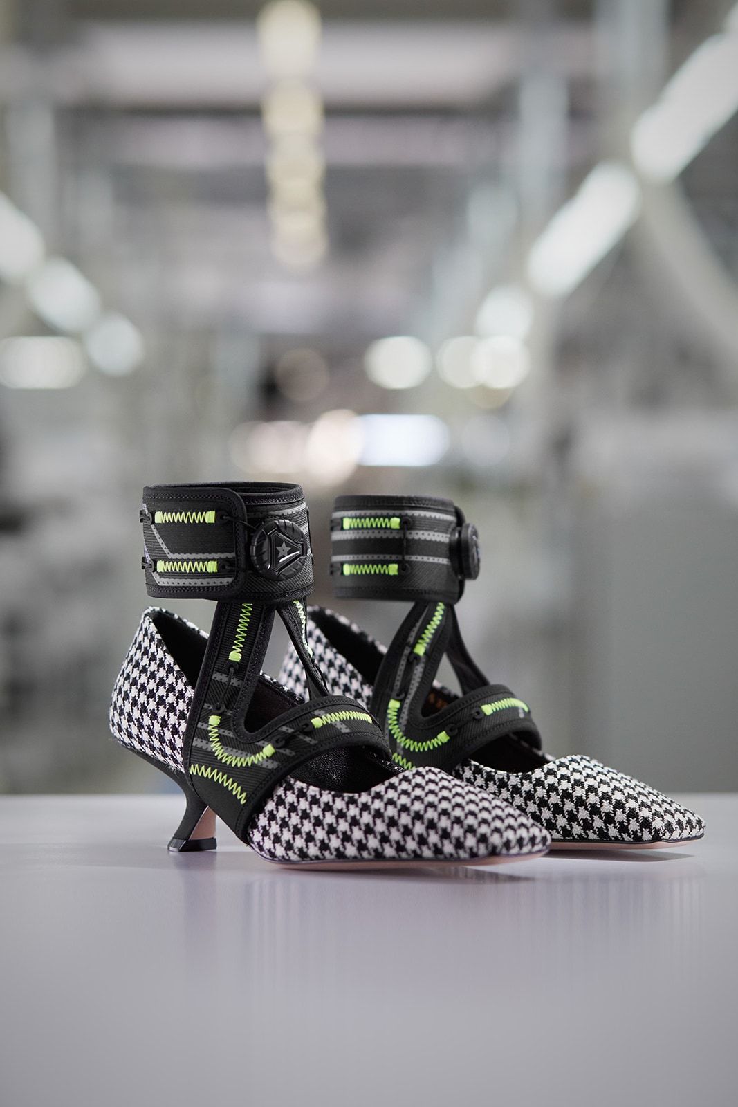 Dior a W22 Savoir Faire Soulier 6 2.jpg