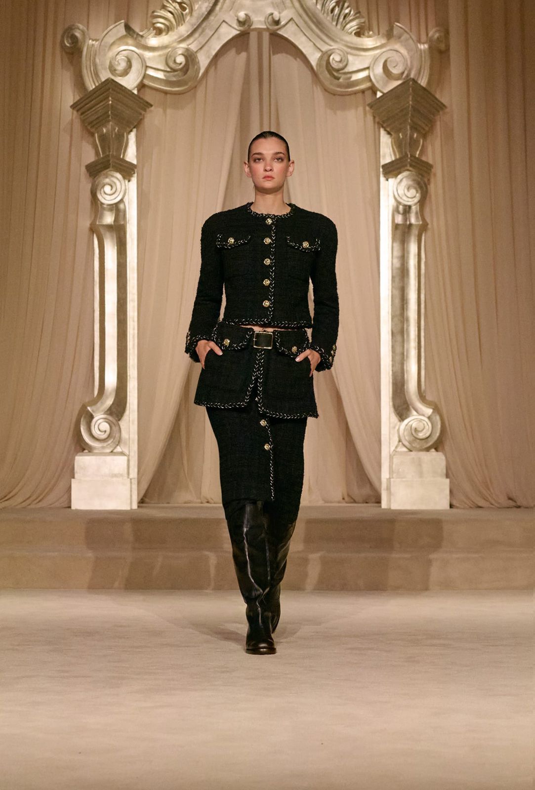 chanel_fw-2025_12.jpg