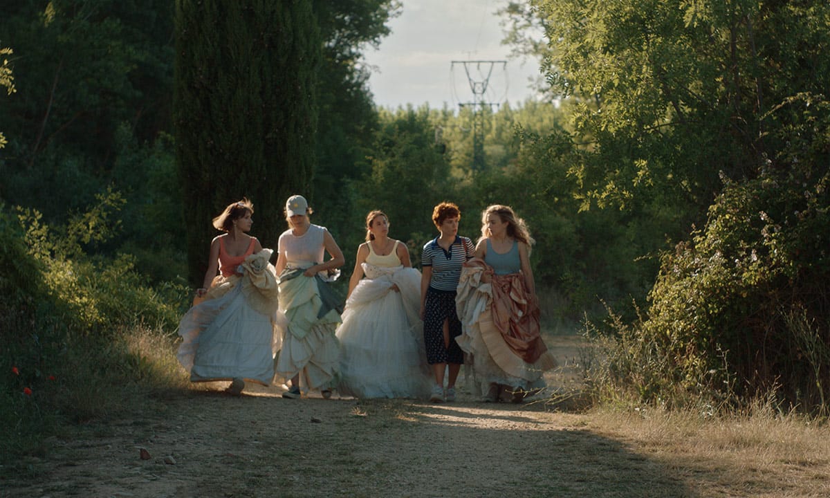 Las Chicas Estan Bie N3.jpg